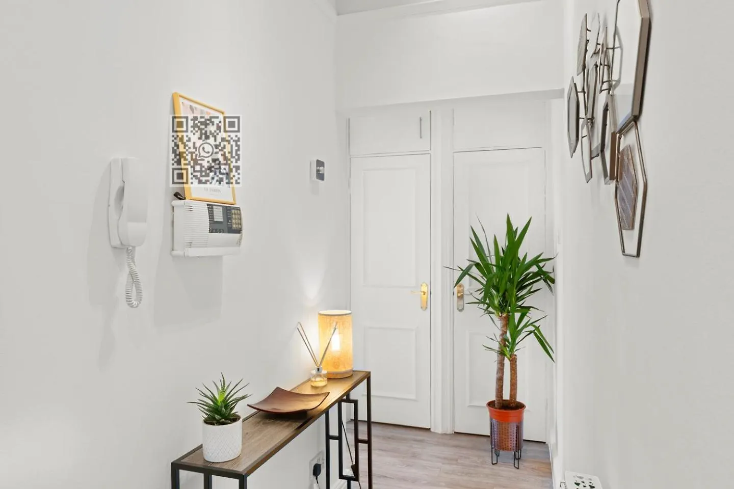 Lägenhet Stylish 2 Bedroom Ecocrest - Parking - Sleeps 5 Guests